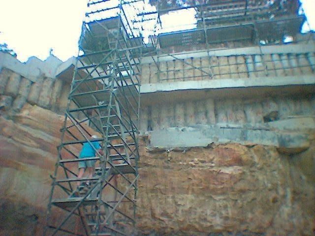 33 Benelong Crescent